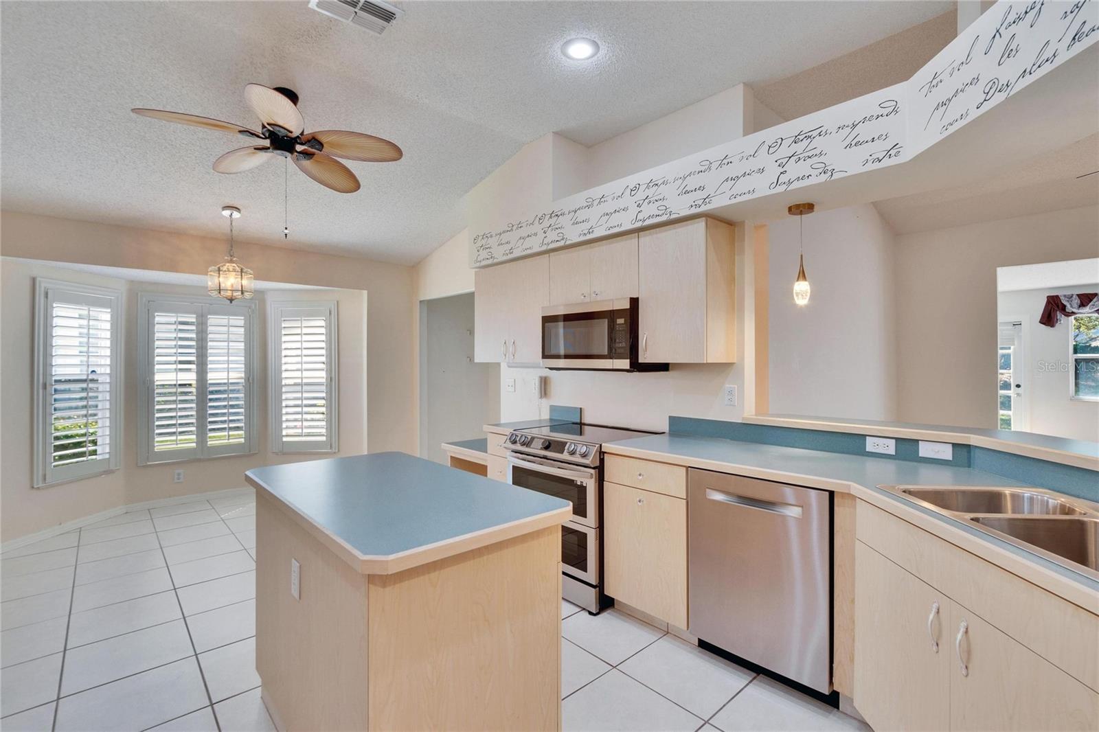 1034 MCDANIEL ST #1034, SUN CITY CENTER, FL, 33573