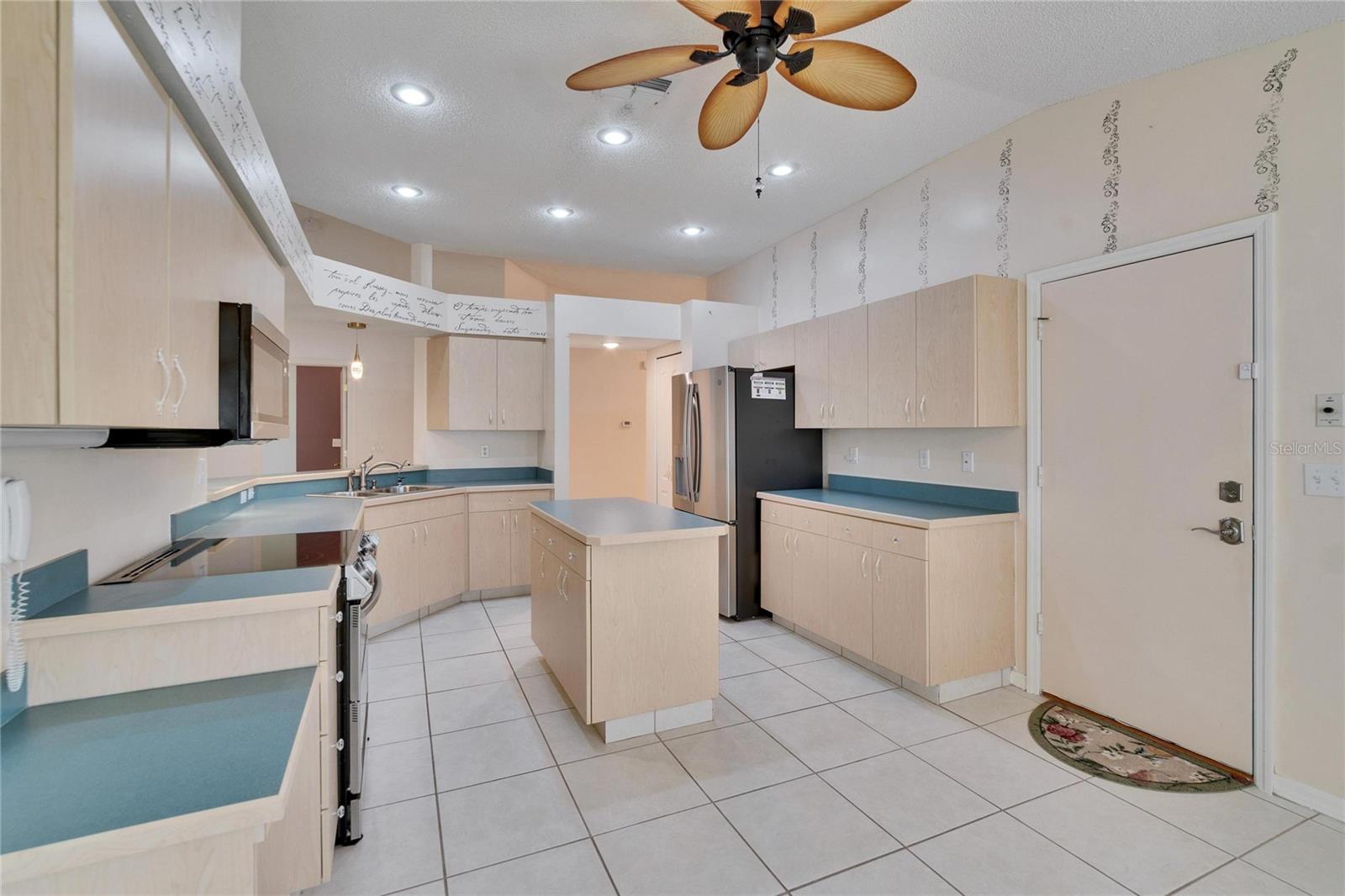 1034 MCDANIEL ST #1034, SUN CITY CENTER, FL, 33573