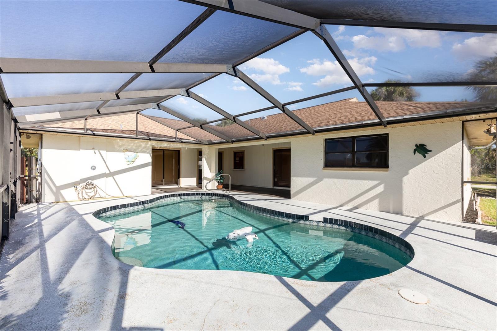 31 BUNKER RD, ROTONDA WEST, FL, 33947
