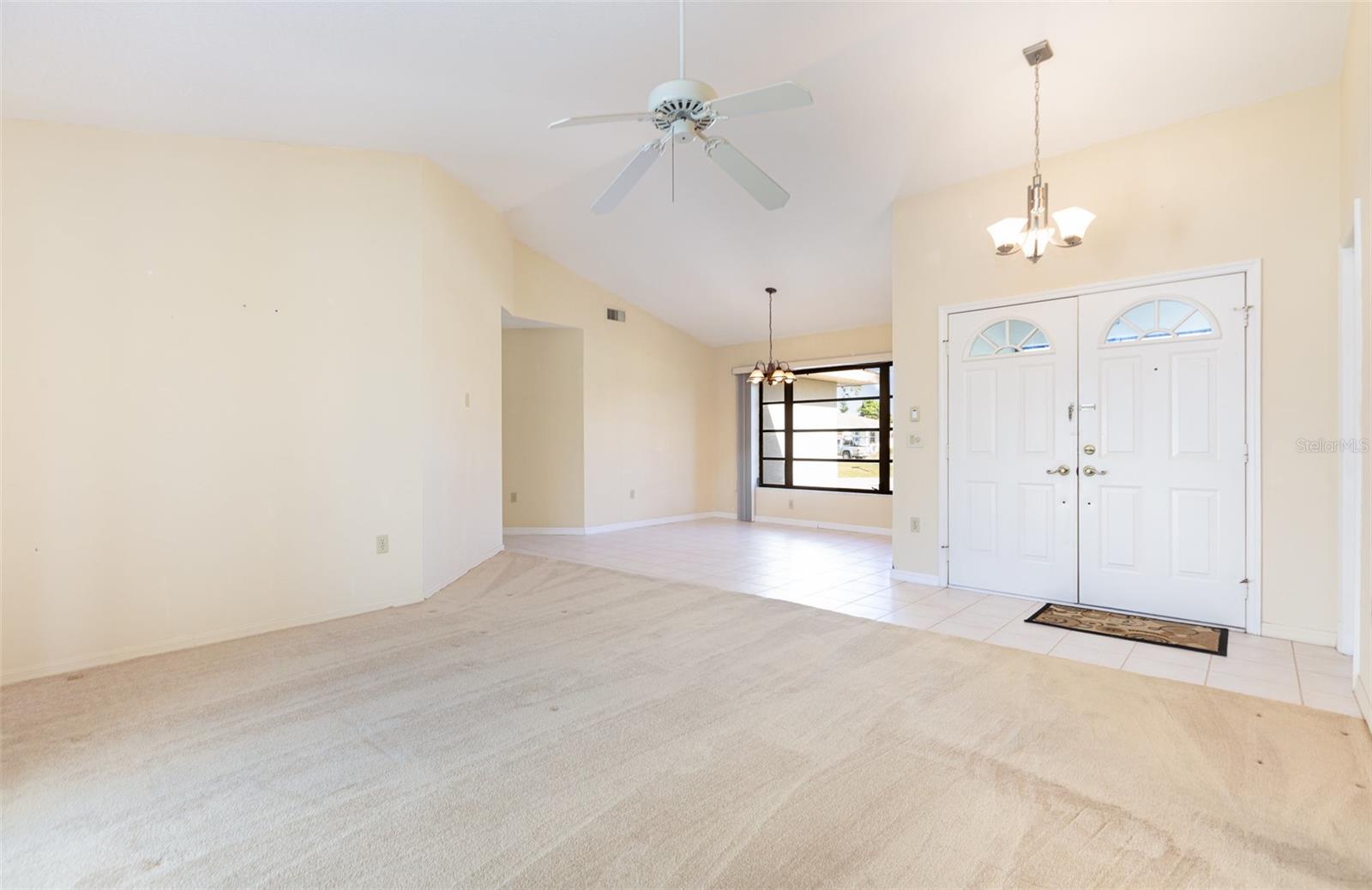 31 BUNKER RD, ROTONDA WEST, FL, 33947