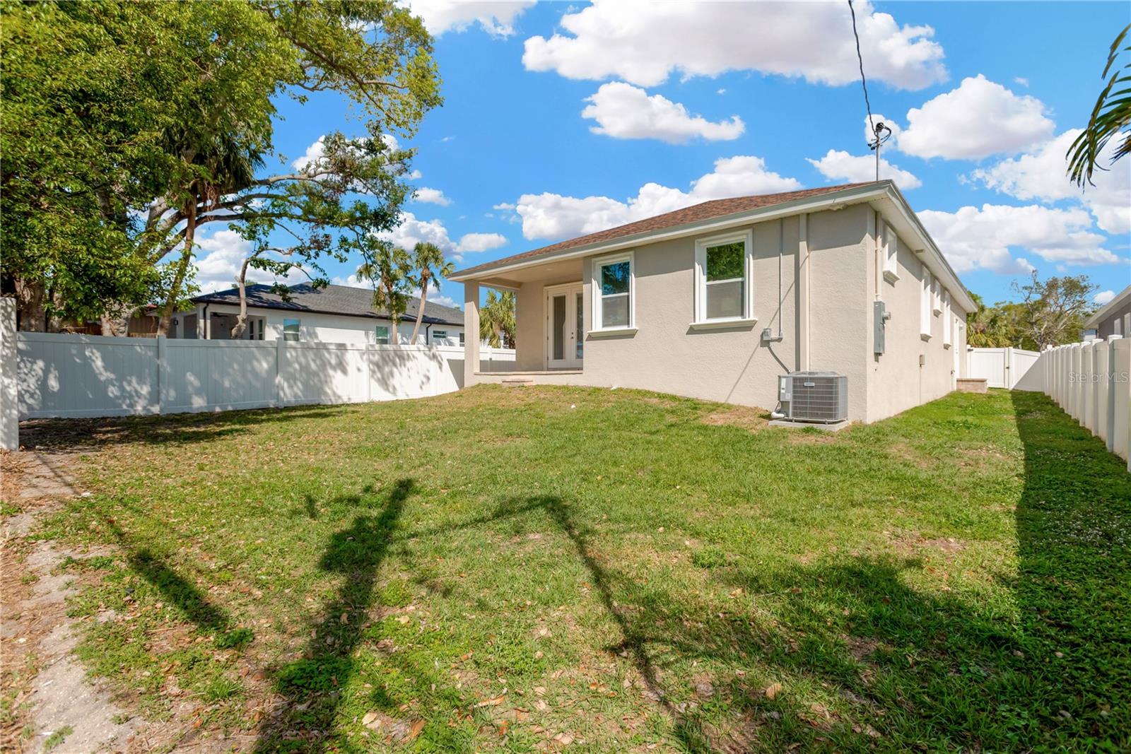 860 17TH AVE S, ST PETERSBURG, FL, 33701