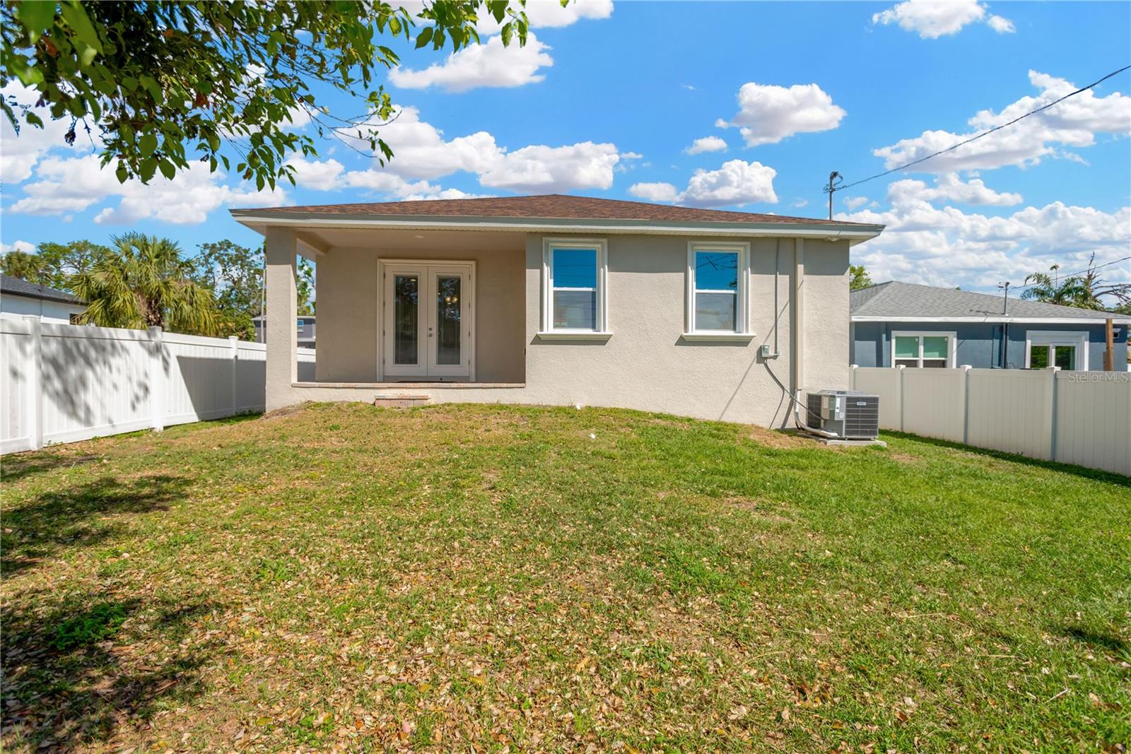 860 17TH AVE S, ST PETERSBURG, FL, 33701