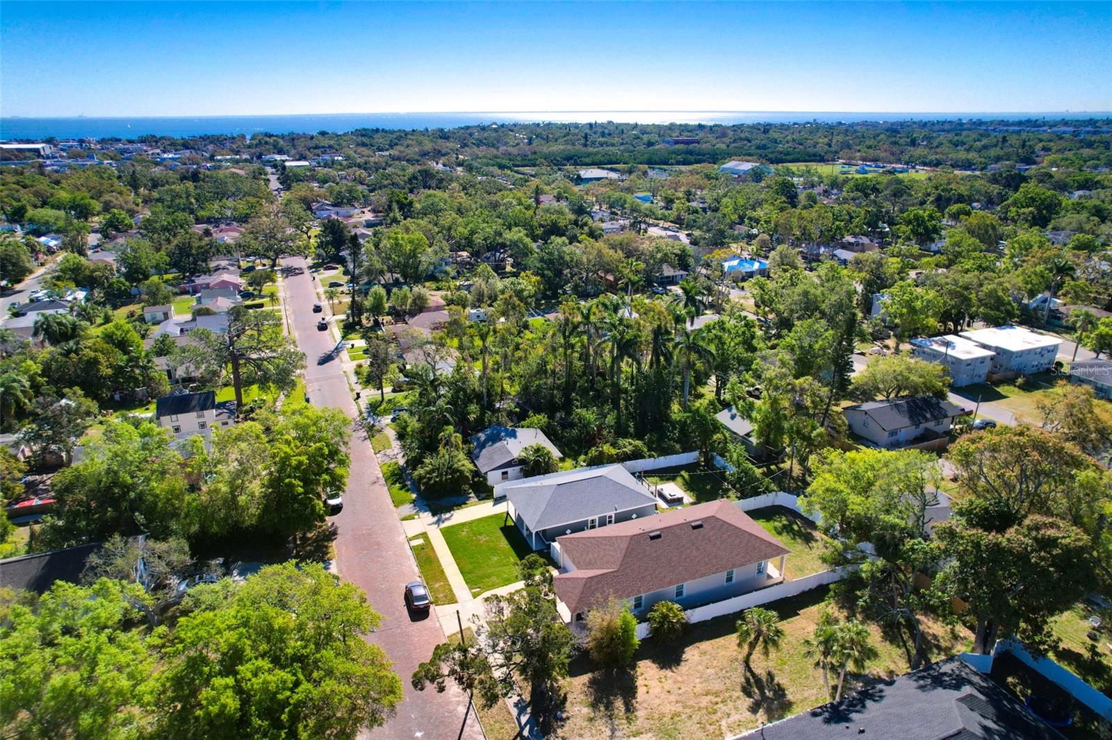 860 17TH AVE S, ST PETERSBURG, FL, 33701