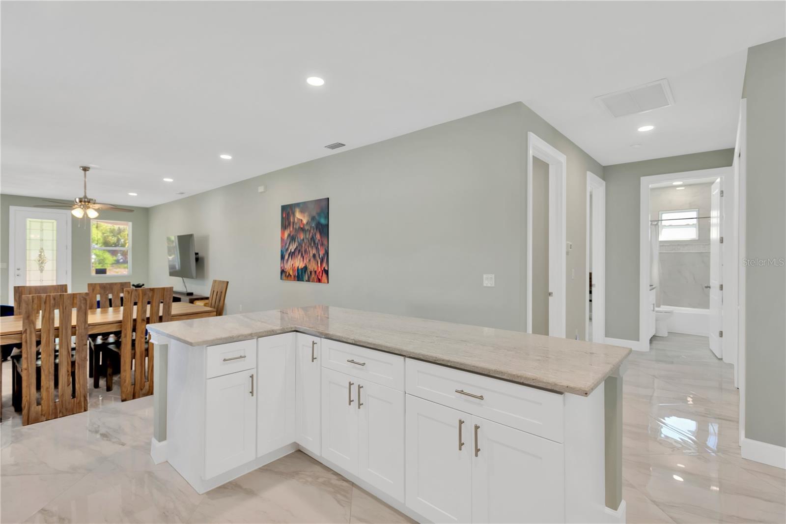 860 17TH AVE S, ST PETERSBURG, FL, 33701
