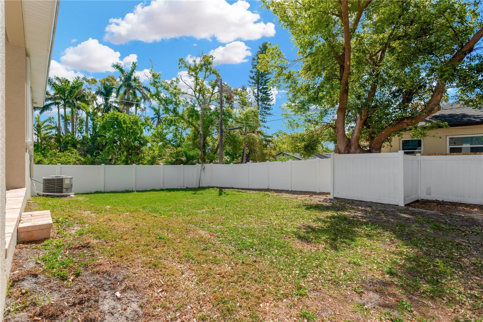 860 17TH AVE S, ST PETERSBURG, FL, 33701