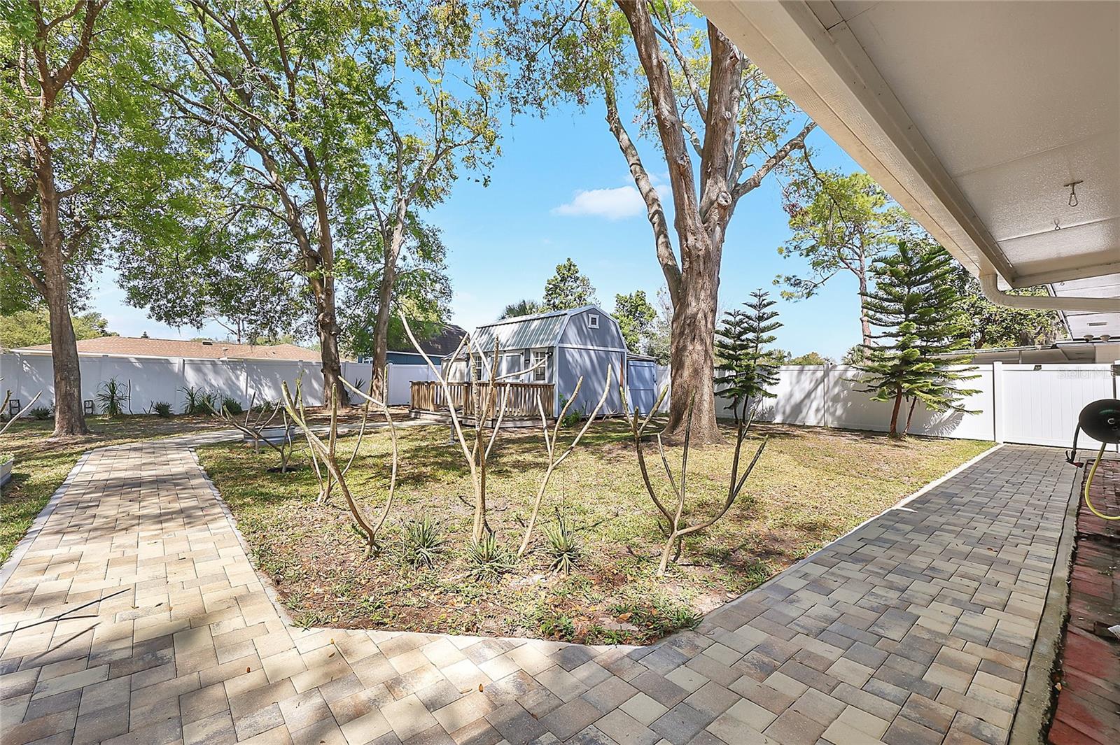 615 CAMELIA ST, MOUNT DORA, FL, 32757