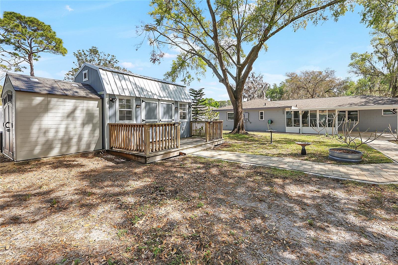 615 CAMELIA ST, MOUNT DORA, FL, 32757