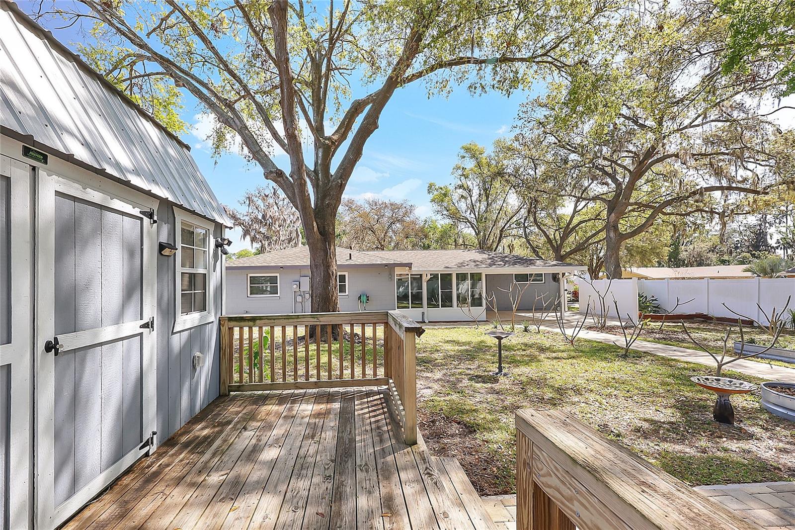 615 CAMELIA ST, MOUNT DORA, FL, 32757