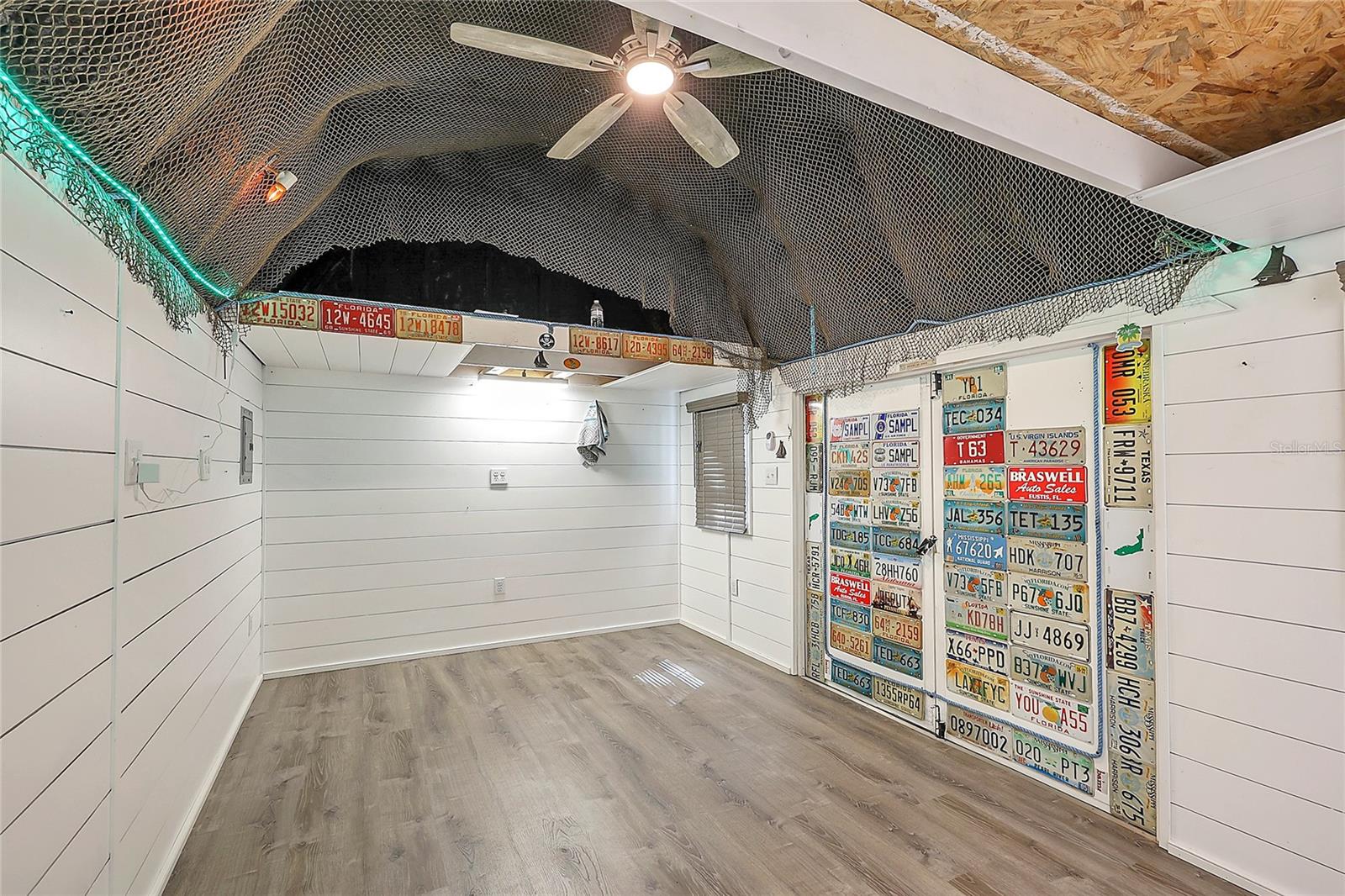 615 CAMELIA ST, MOUNT DORA, FL, 32757