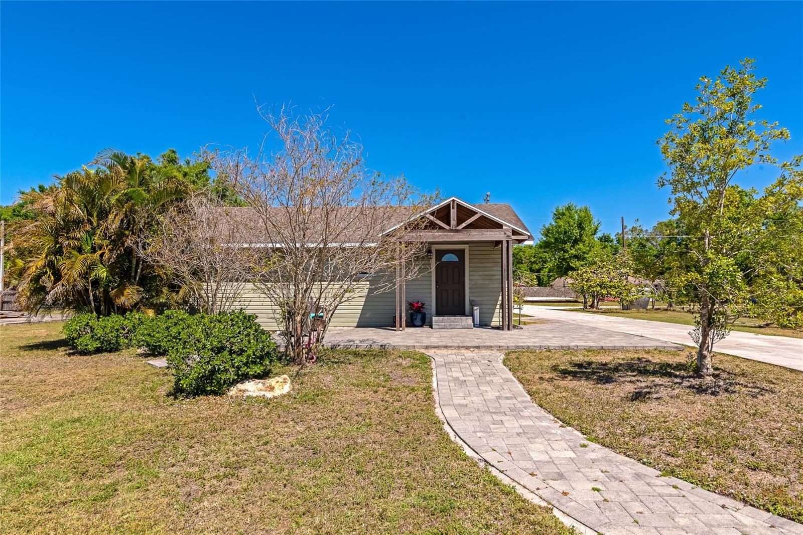 5860 BROWN LN, SARASOTA, FL, 34232