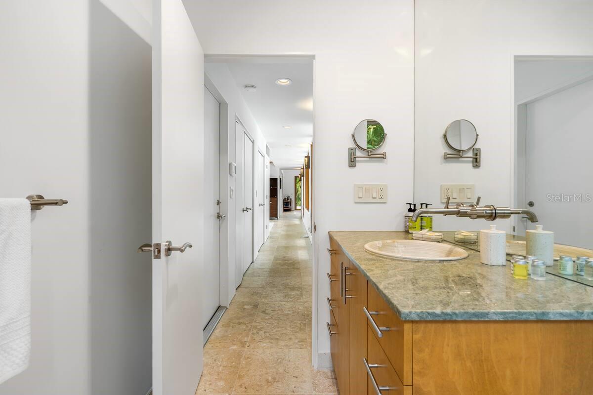 587 47TH ST, SARASOTA, FL, 34234