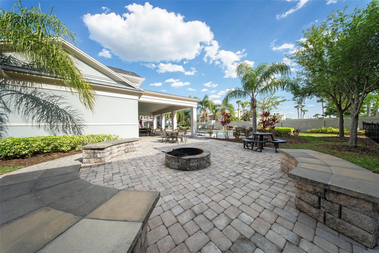 450 WINDMILL PALM CIR, ALTAMONTE SPRINGS, FL, 32701