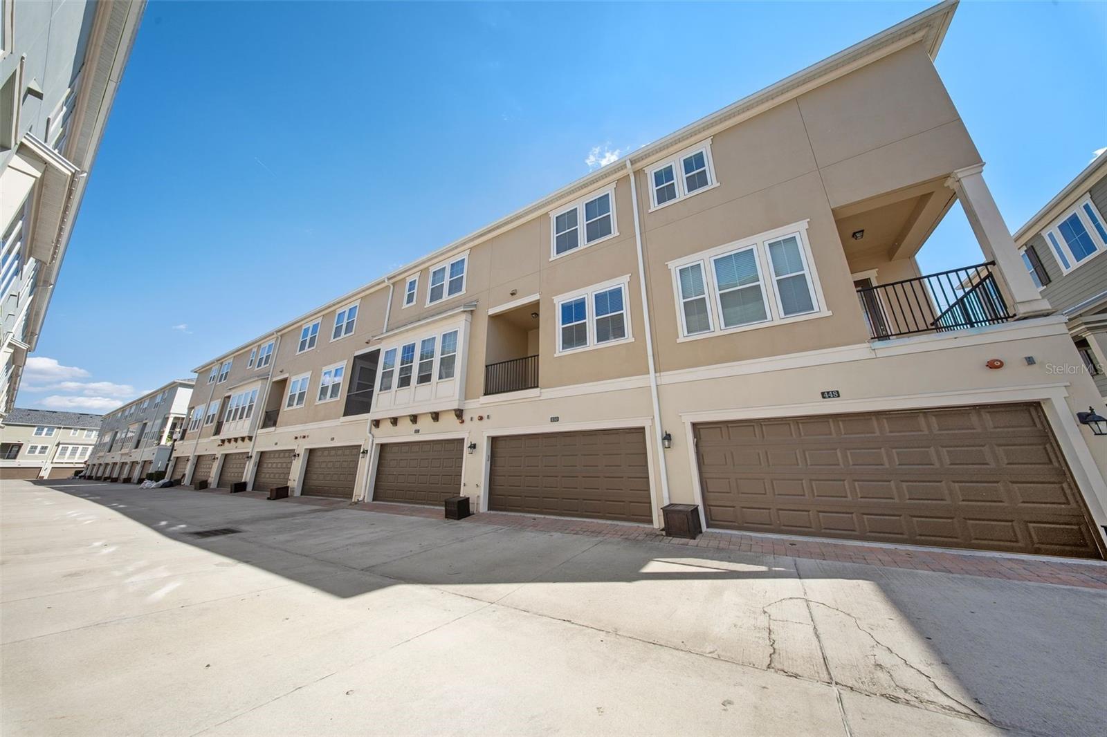 450 WINDMILL PALM CIR, ALTAMONTE SPRINGS, FL, 32701