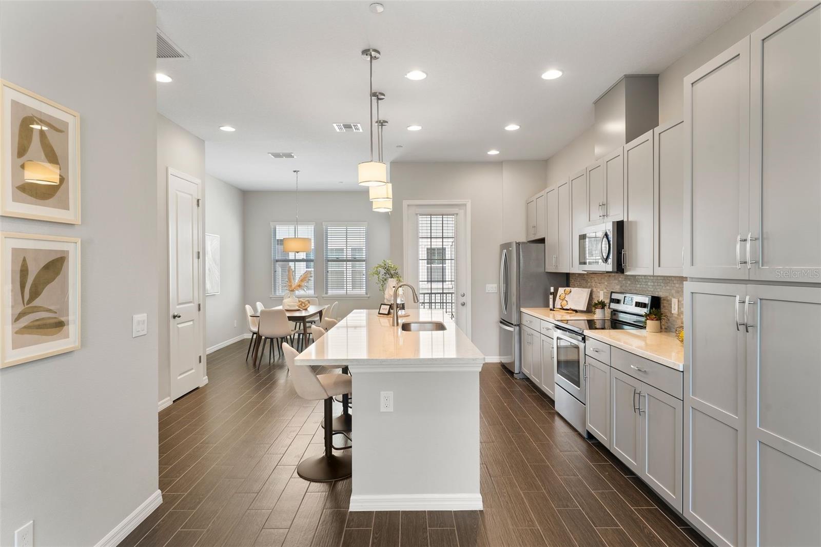 450 WINDMILL PALM CIR, ALTAMONTE SPRINGS, FL, 32701