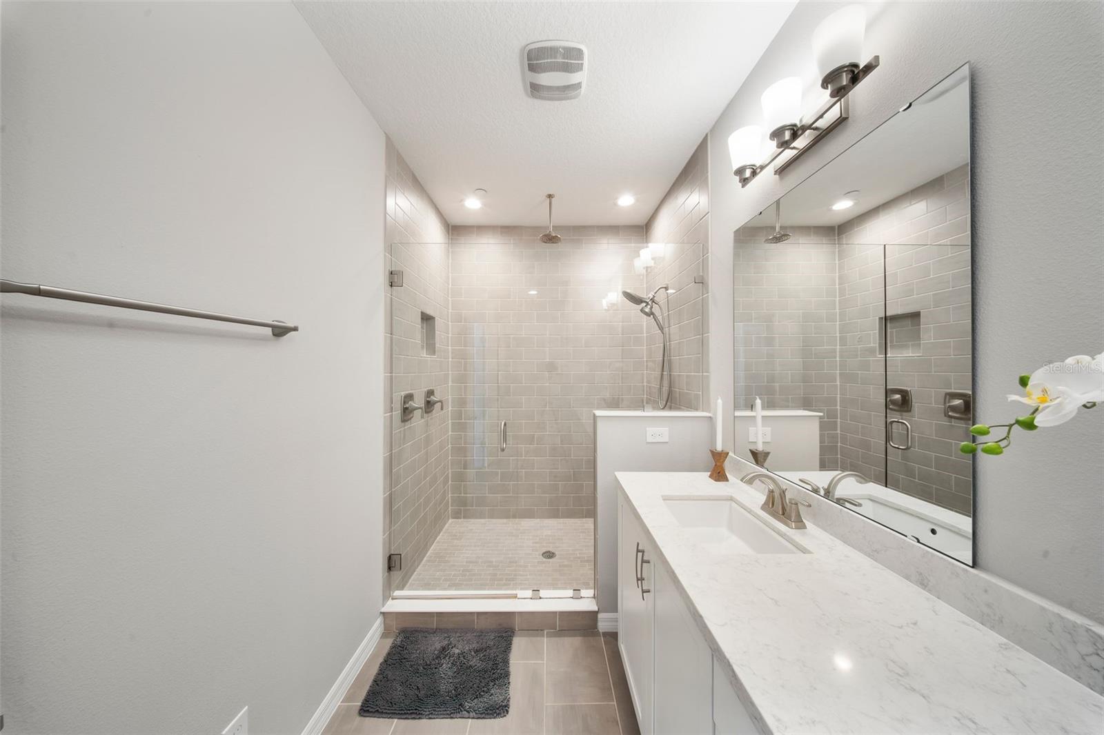 450 WINDMILL PALM CIR, ALTAMONTE SPRINGS, FL, 32701