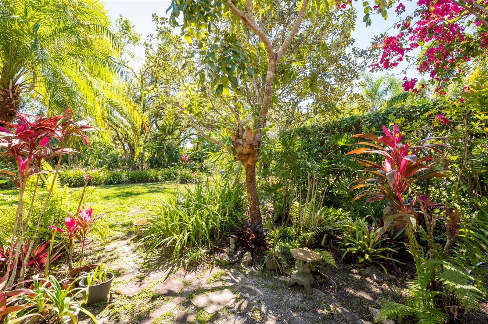 4740 CARRINGTON CIR, SARASOTA, FL, 34243