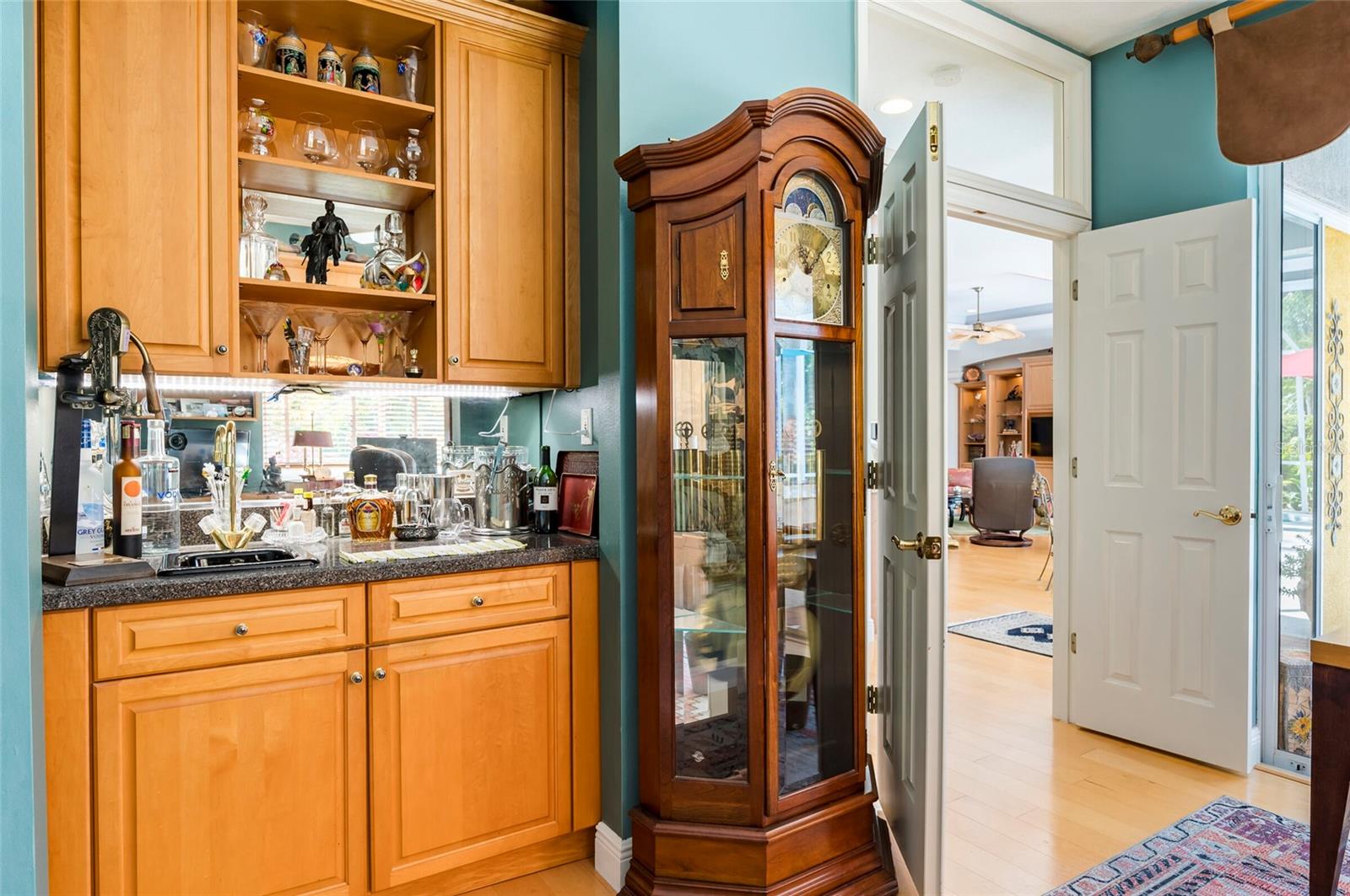 4740 CARRINGTON CIR, SARASOTA, FL, 34243