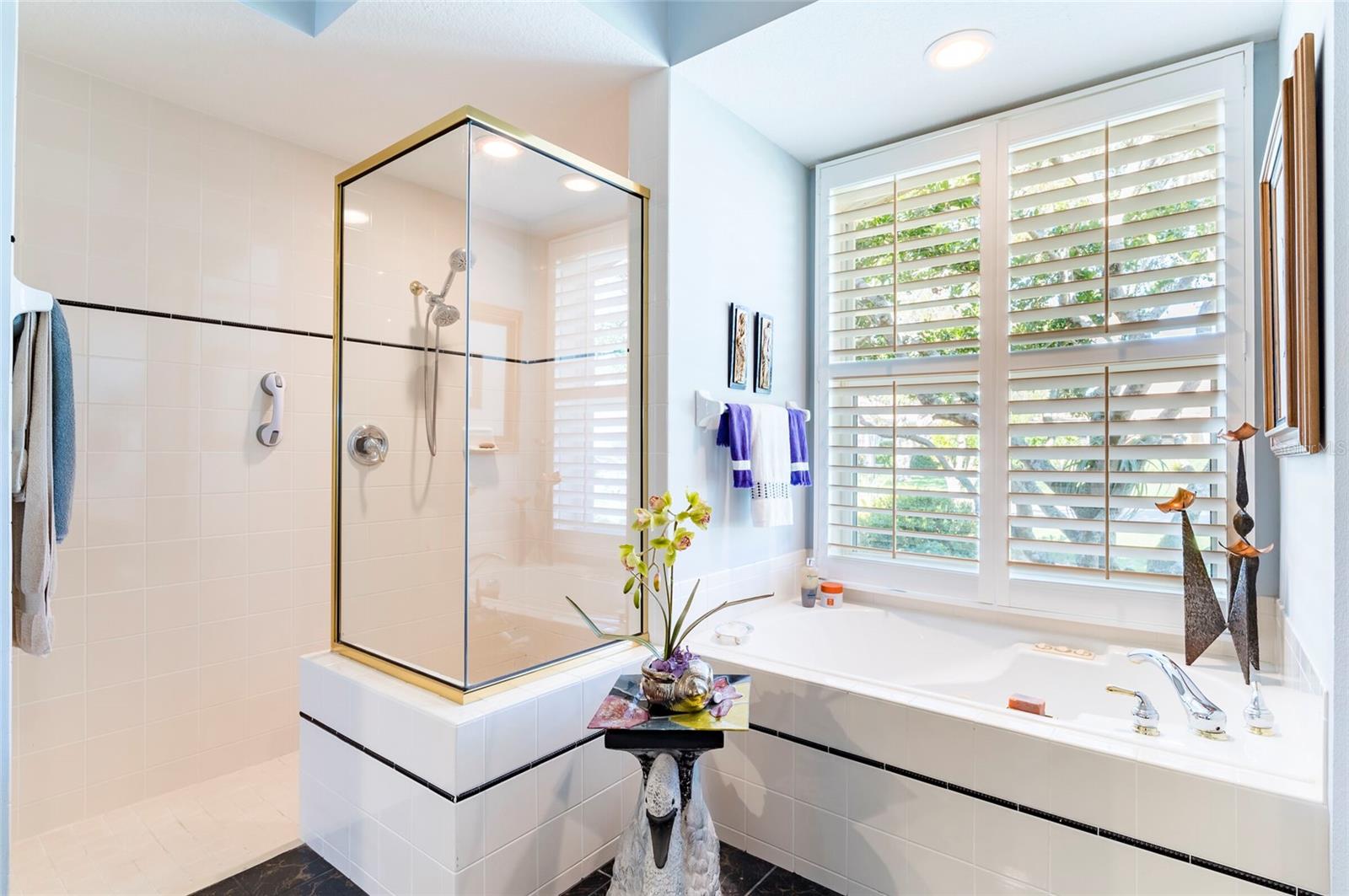 4740 CARRINGTON CIR, SARASOTA, FL, 34243