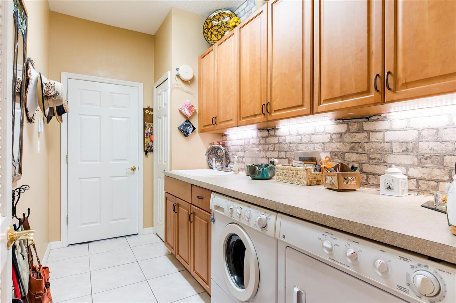 4740 CARRINGTON CIR, SARASOTA, FL, 34243