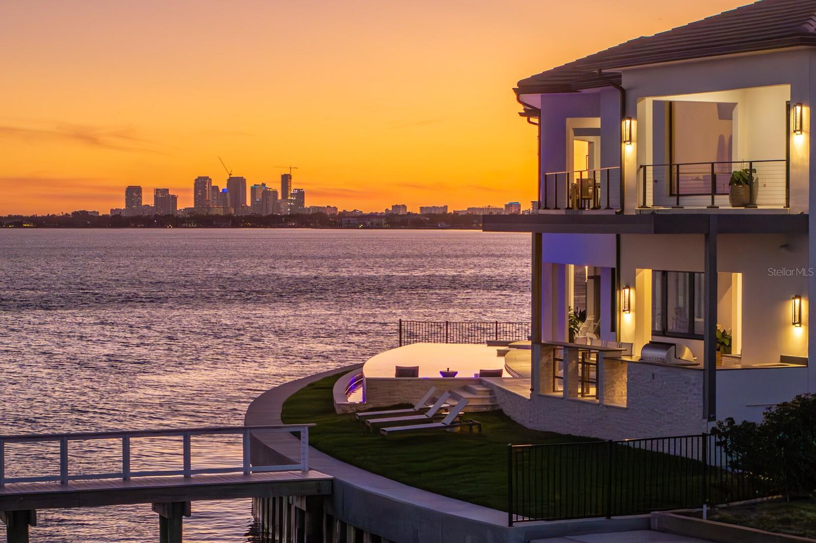 1906 CAROLINA AVE NE, ST PETERSBURG, FL, 33703