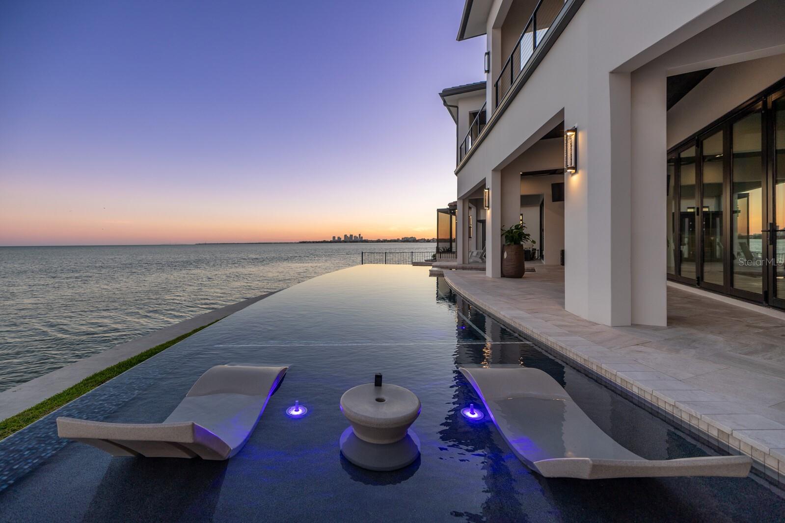 1906 CAROLINA AVE NE, ST PETERSBURG, FL, 33703