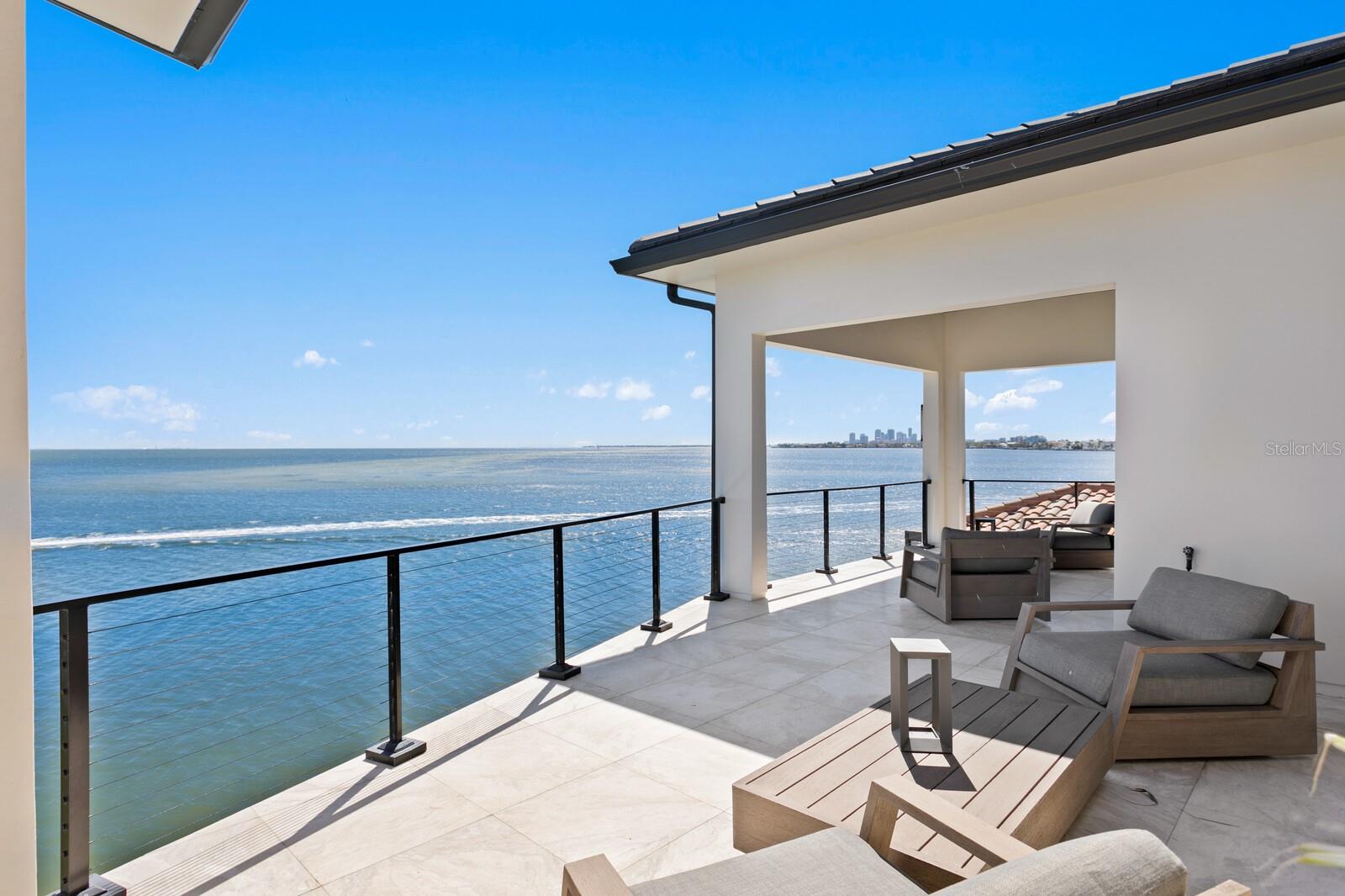 1906 CAROLINA AVE NE, ST PETERSBURG, FL, 33703