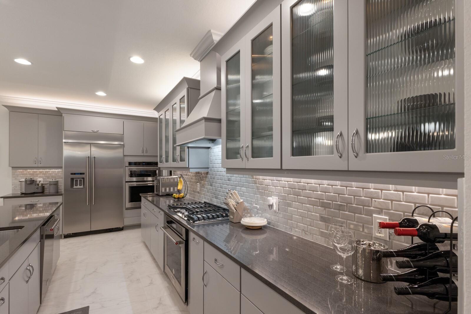 5557 LONG SHORE LOOP, SARASOTA, FL, 34238