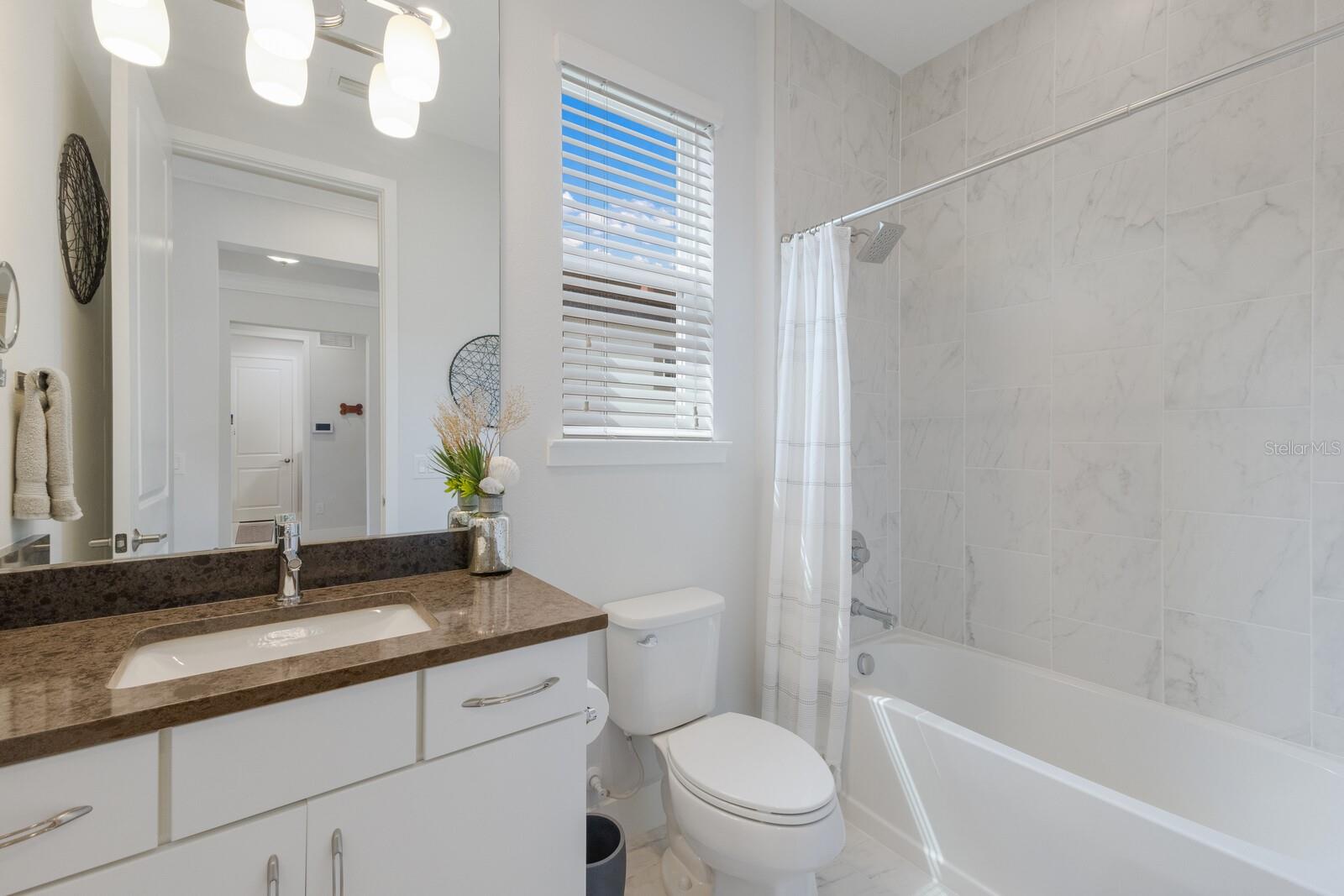 5557 LONG SHORE LOOP, SARASOTA, FL, 34238