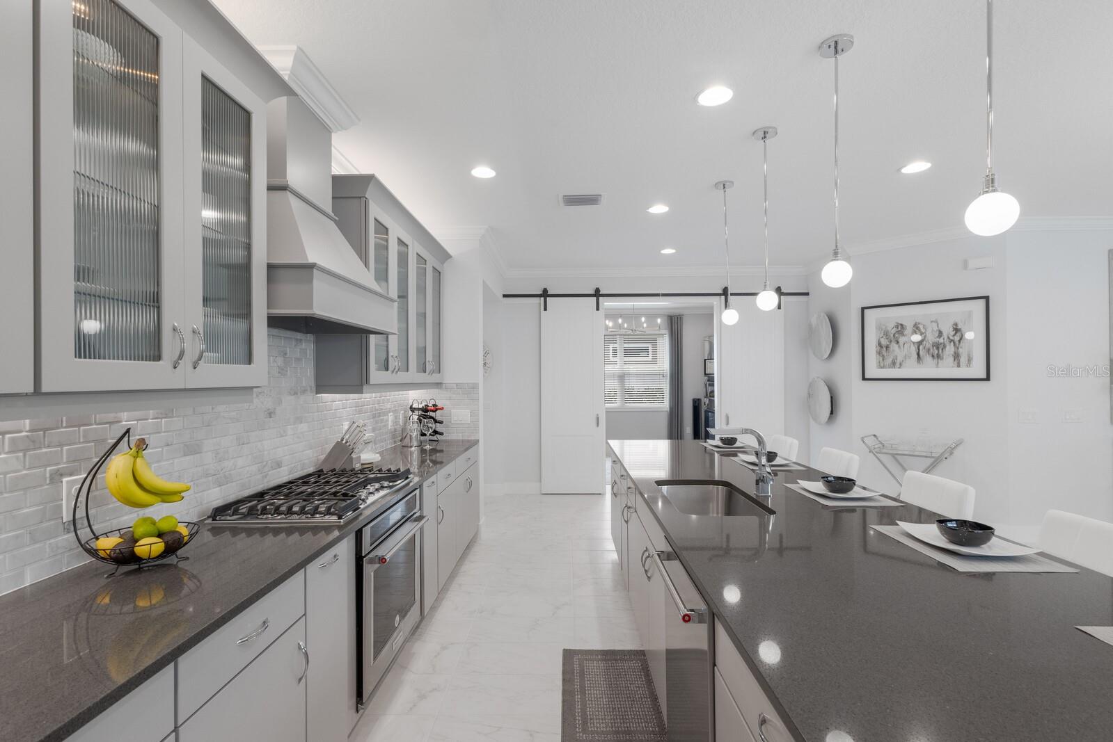 5557 LONG SHORE LOOP, SARASOTA, FL, 34238