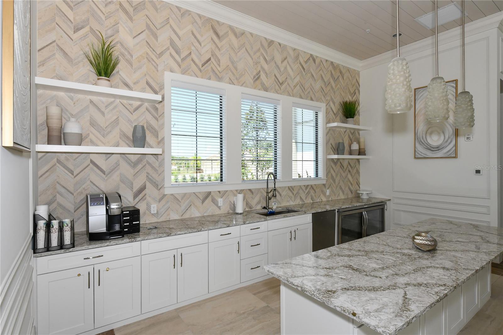 5557 LONG SHORE LOOP, SARASOTA, FL, 34238