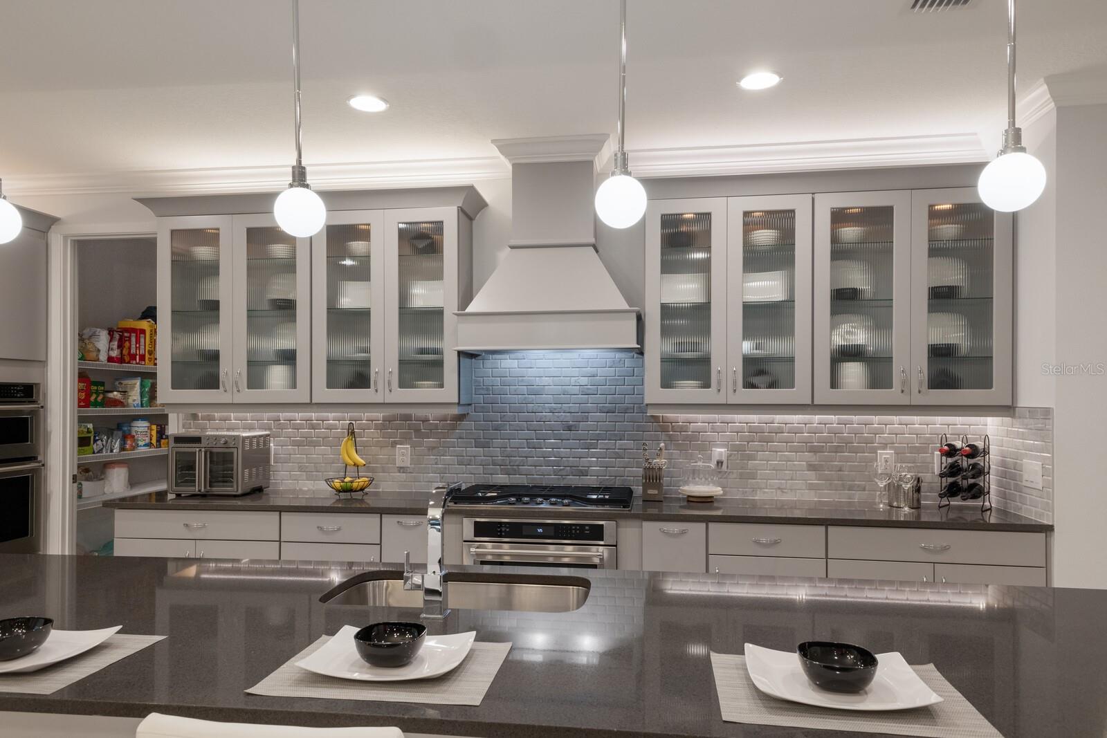 5557 LONG SHORE LOOP, SARASOTA, FL, 34238