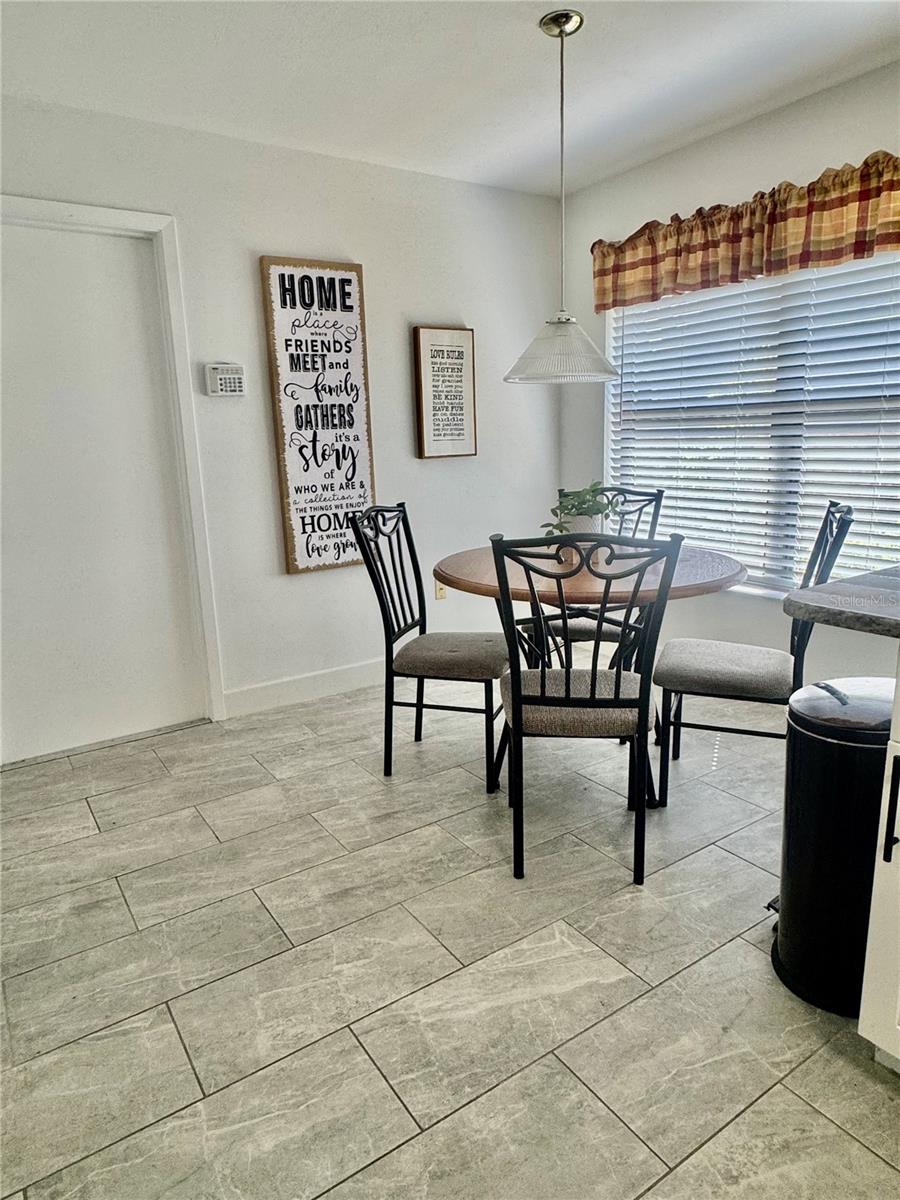 5417 COLONIAL OAKS BLVD, SARASOTA, FL, 34232