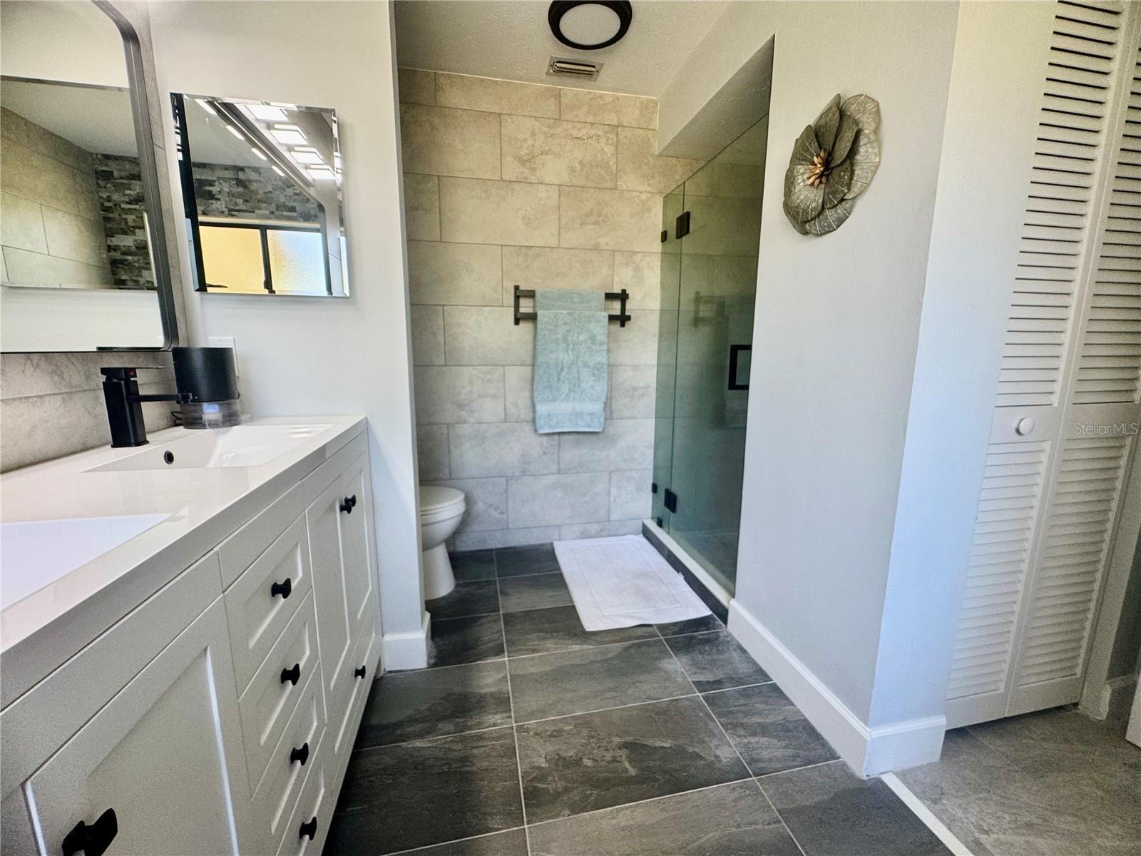 5417 COLONIAL OAKS BLVD, SARASOTA, FL, 34232