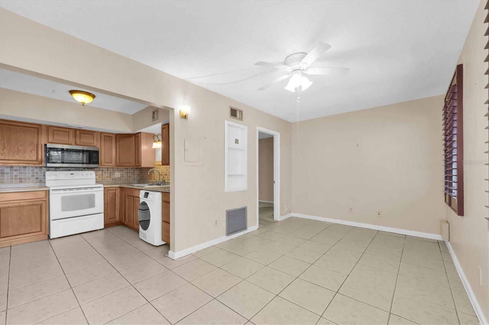 2431 FRANCISCAN DR #9, CLEARWATER, FL, 33763