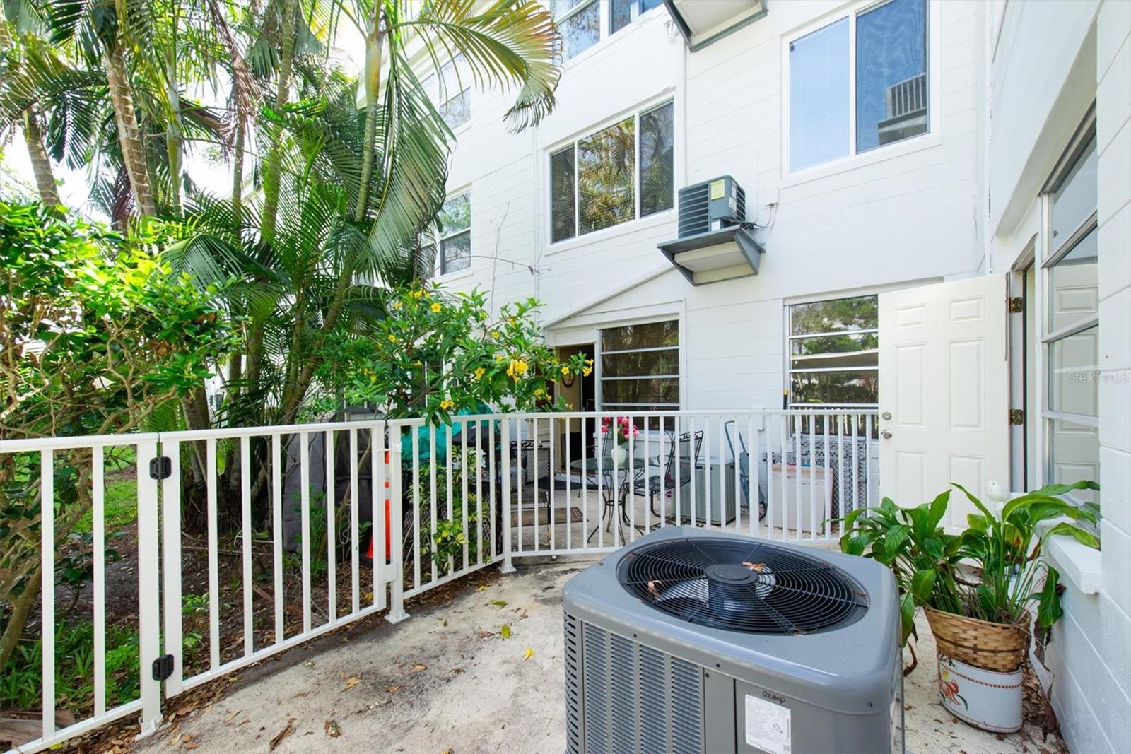 2431 FRANCISCAN DR #9, CLEARWATER, FL, 33763