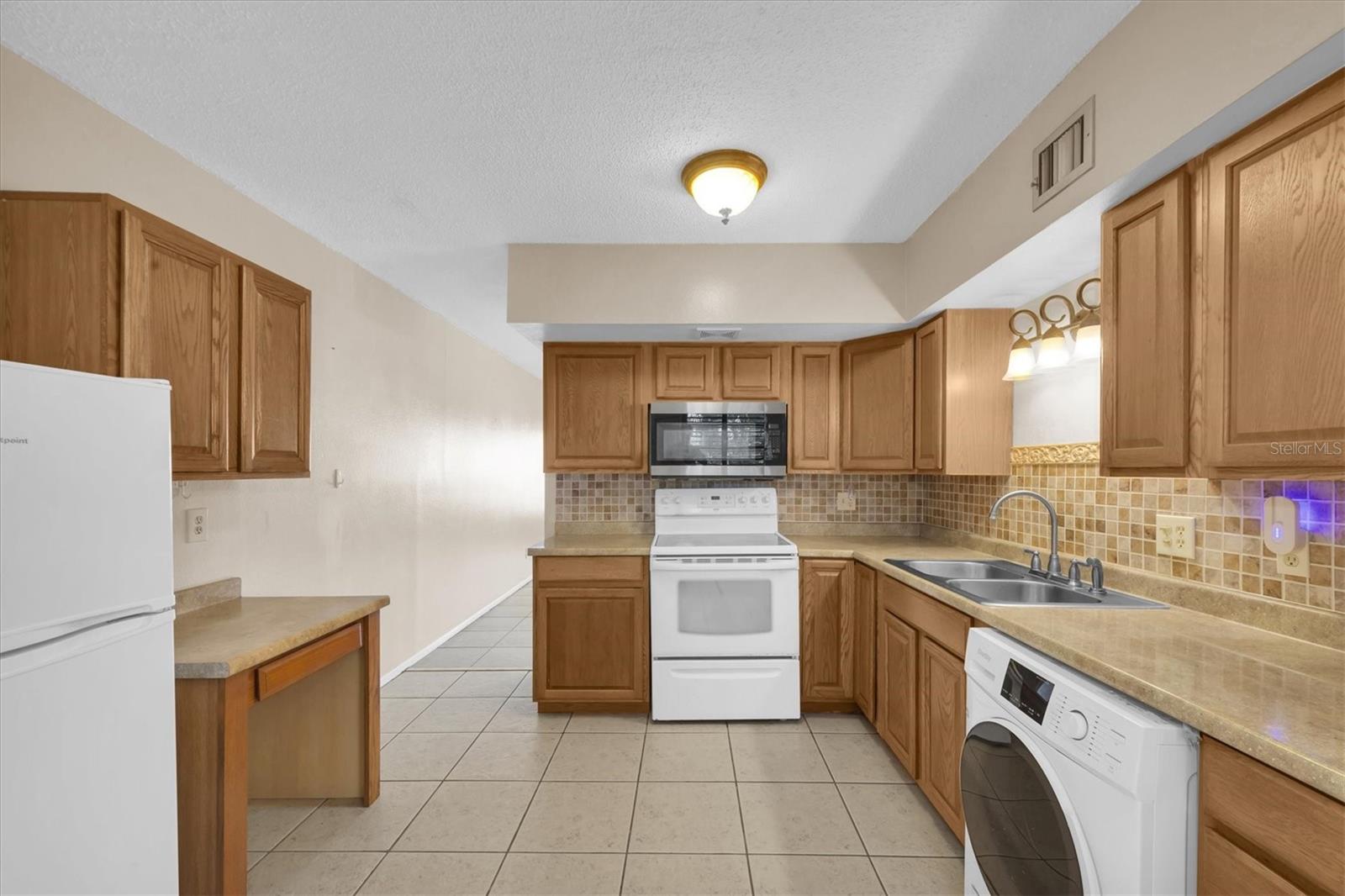 2431 FRANCISCAN DR #9, CLEARWATER, FL, 33763