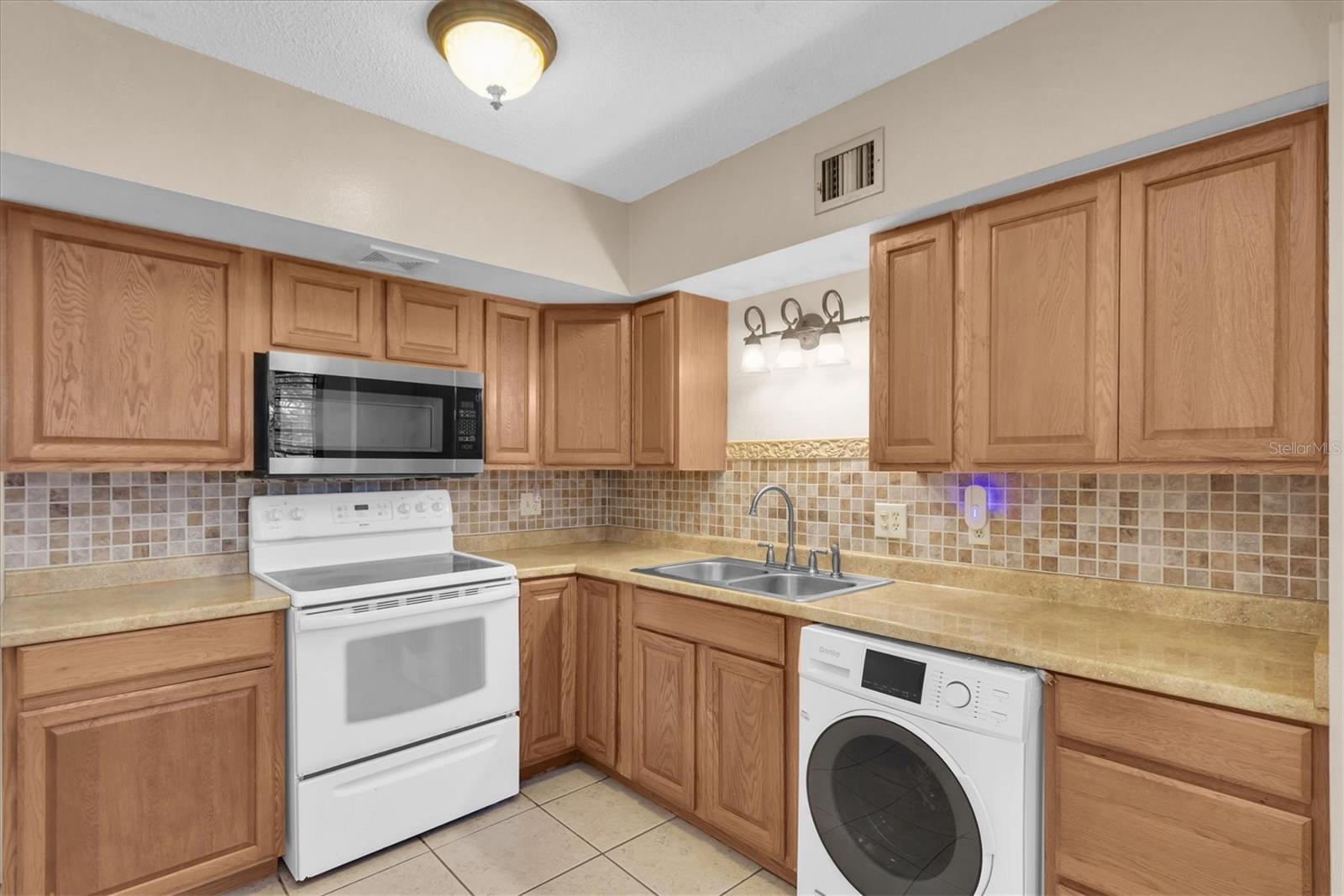 2431 FRANCISCAN DR #9, CLEARWATER, FL, 33763
