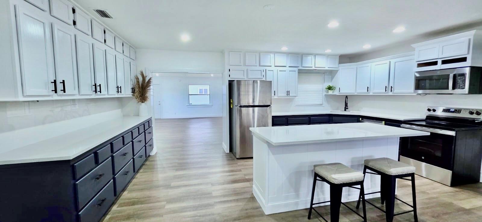 1413 LITHIA PINECREST RD, BRANDON, FL, 33511