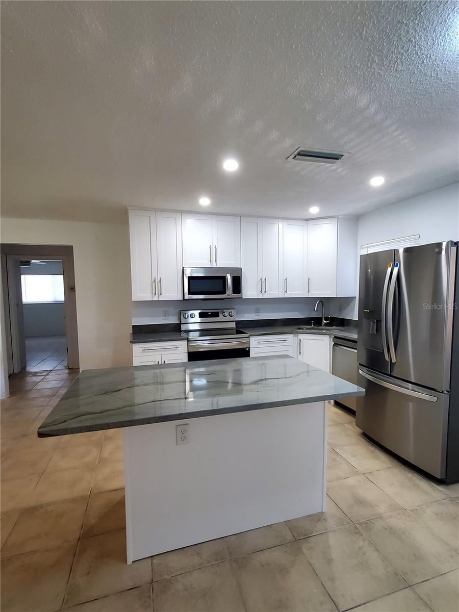 1020 70TH ST N, ST PETERSBURG, FL, 33710