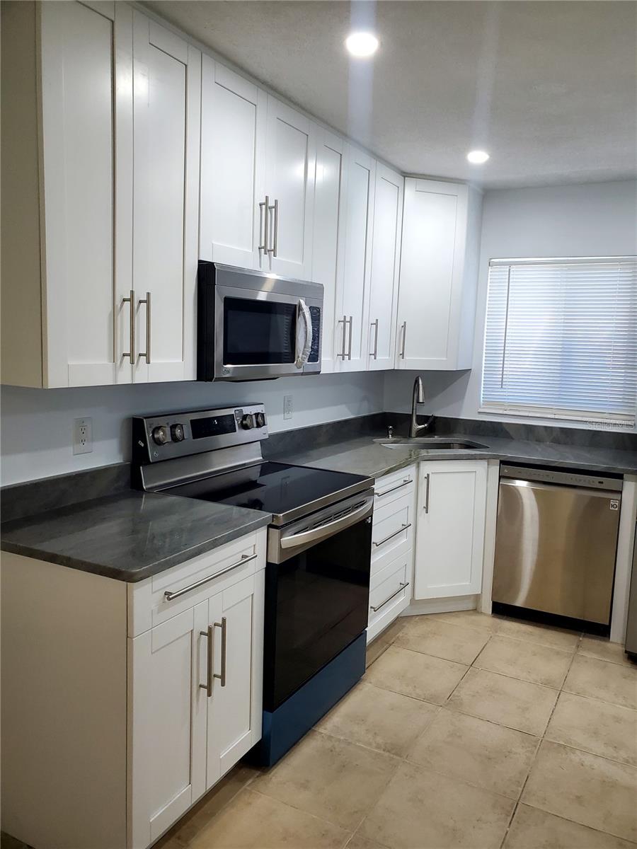 1020 70TH ST N, ST PETERSBURG, FL, 33710