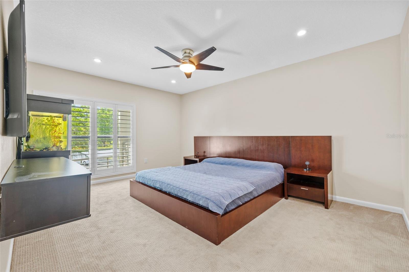 4160 PINELAKE LN #201, TAMPA, FL, 33618
