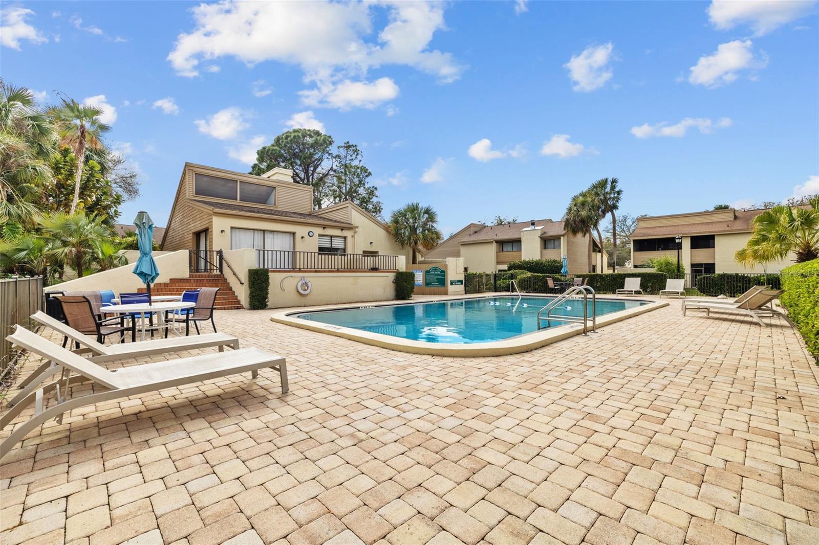 4160 PINELAKE LN #201, TAMPA, FL, 33618