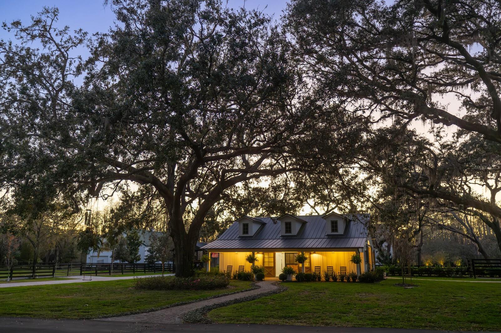 TB8360309 Property Photo