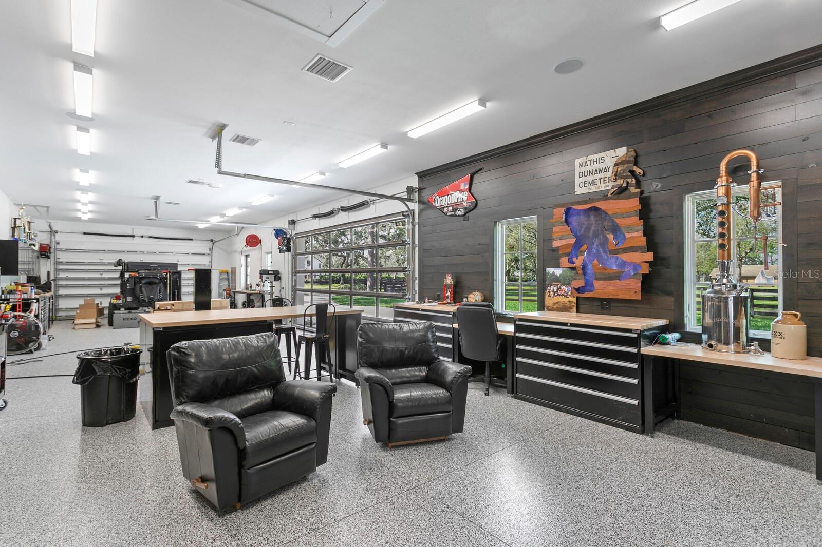 TB8360309 Property Photo