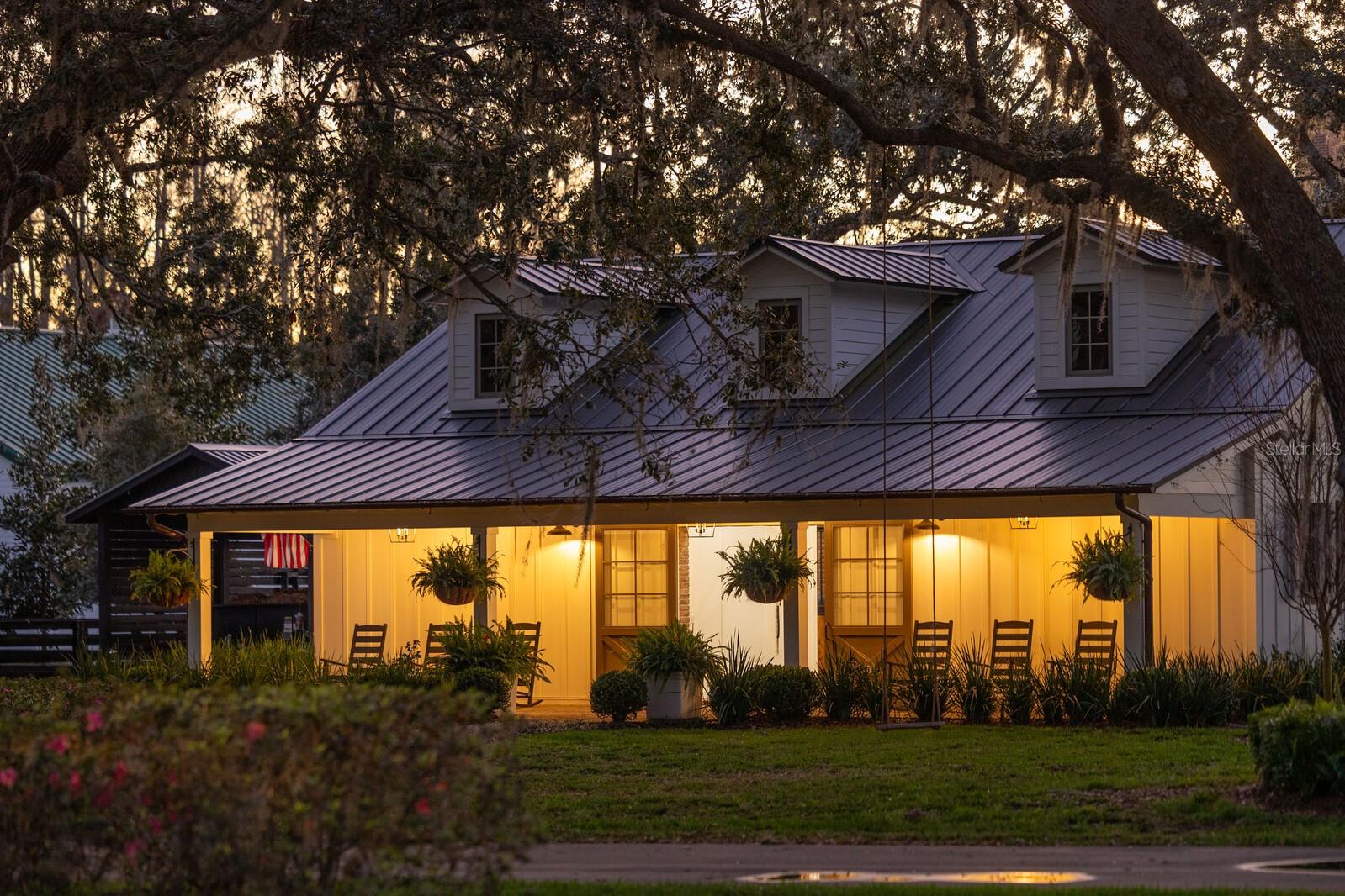 TB8360309 Property Photo