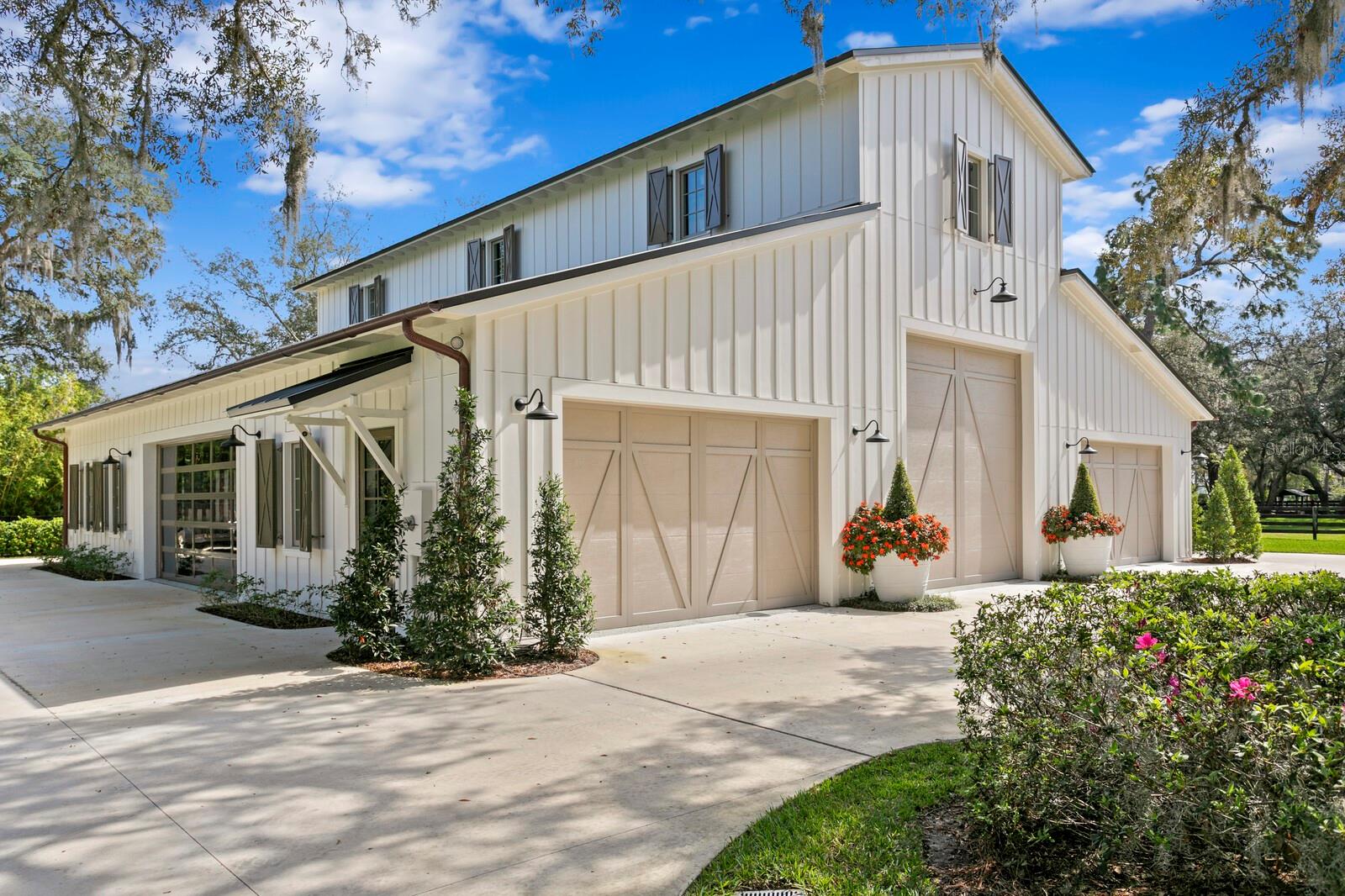 TB8360309 Property Photo