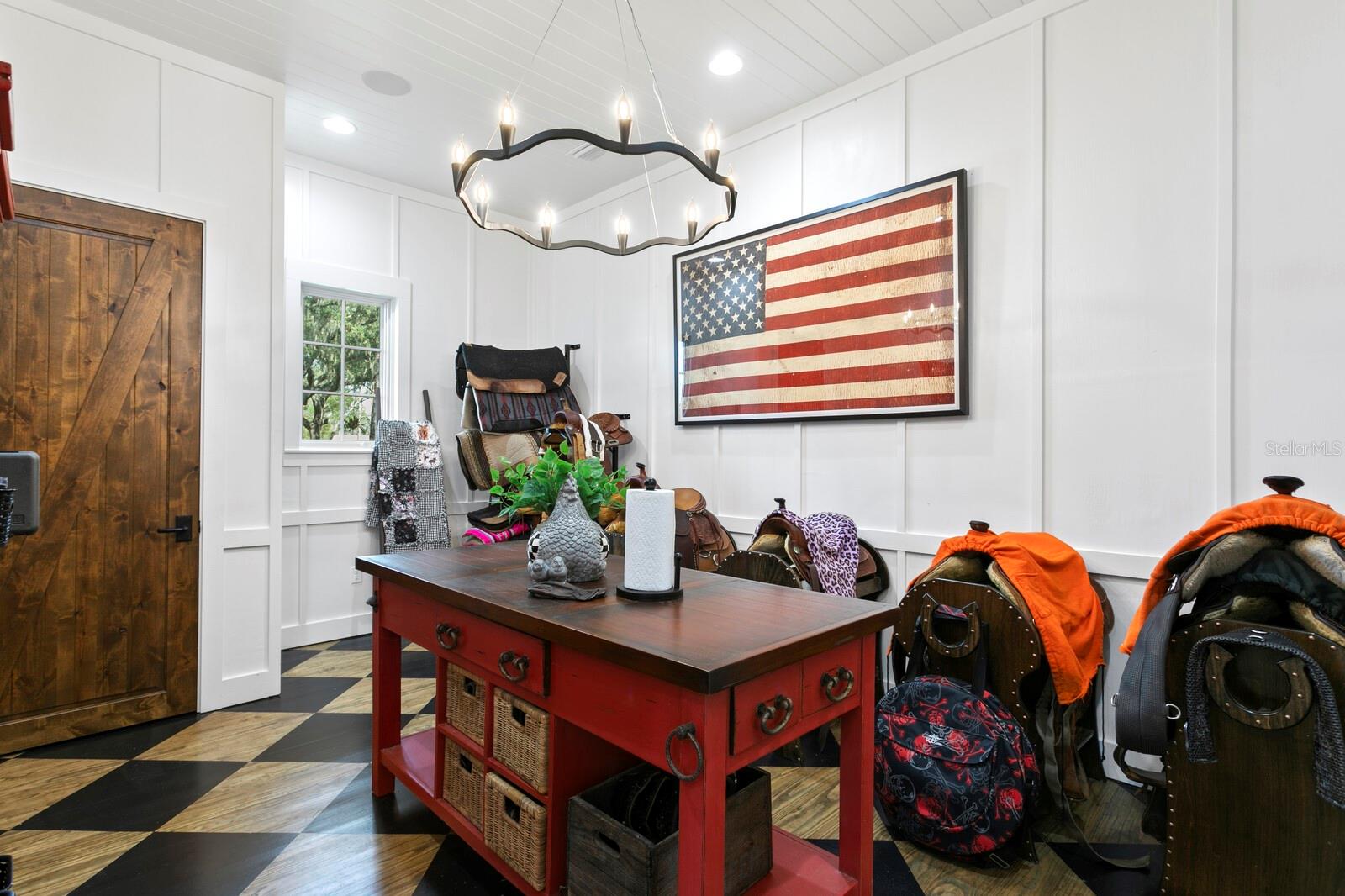 TB8360309 Property Photo