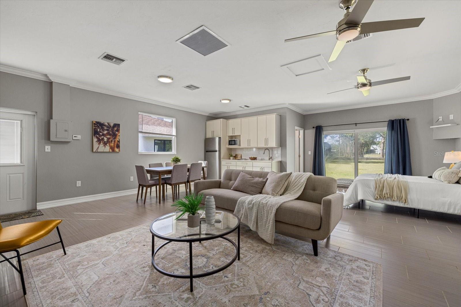 9104 68TH AVE E, BRADENTON, FL, 34202