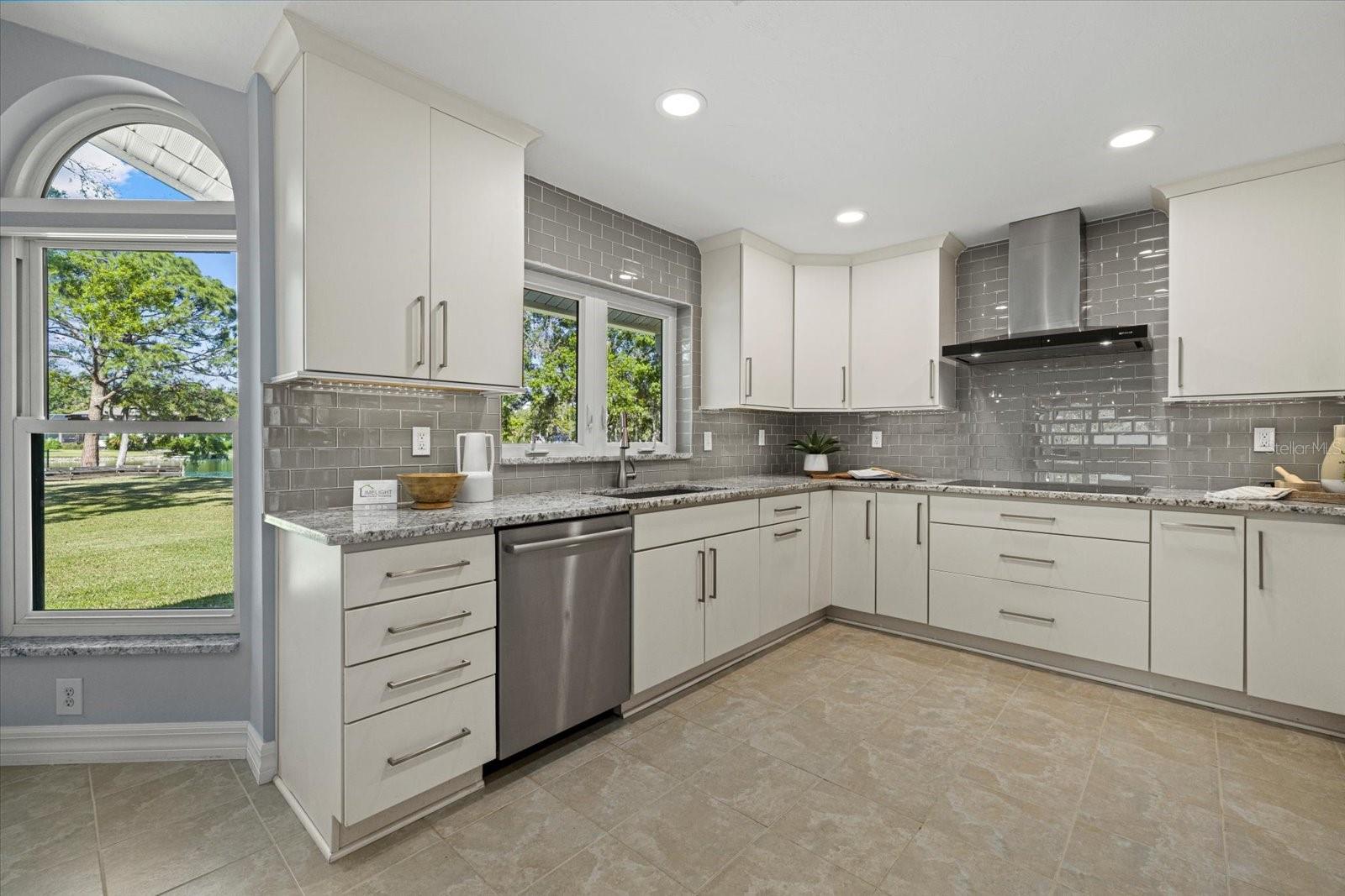 9104 68TH AVE E, BRADENTON, FL, 34202