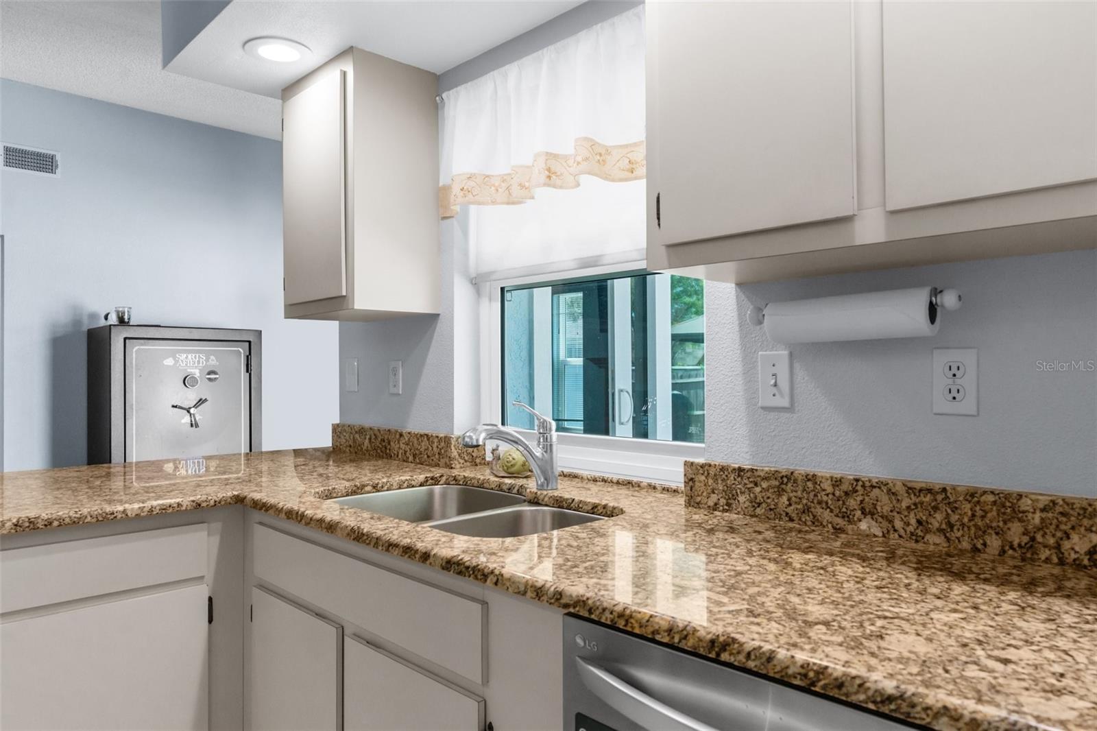 2232 CIMARRON TER, PALM HARBOR, FL, 34683